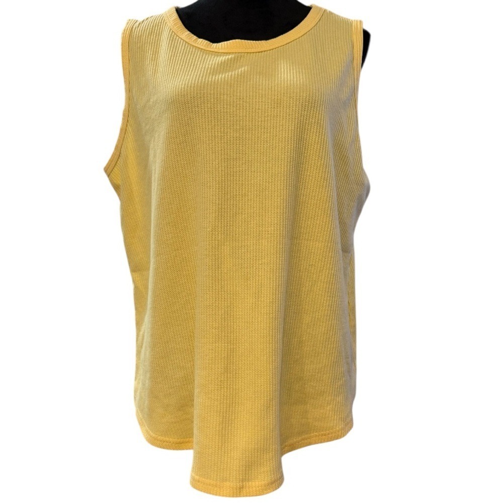Yellow Sleeveless Women's Top New Without Tags xxl